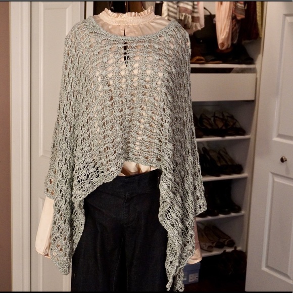 Urban Outfitters (Staring at Stars) - Poncho - Picture 2 of 8